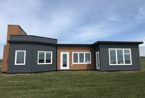 Das Haus mit Plastikflaschen gemacht