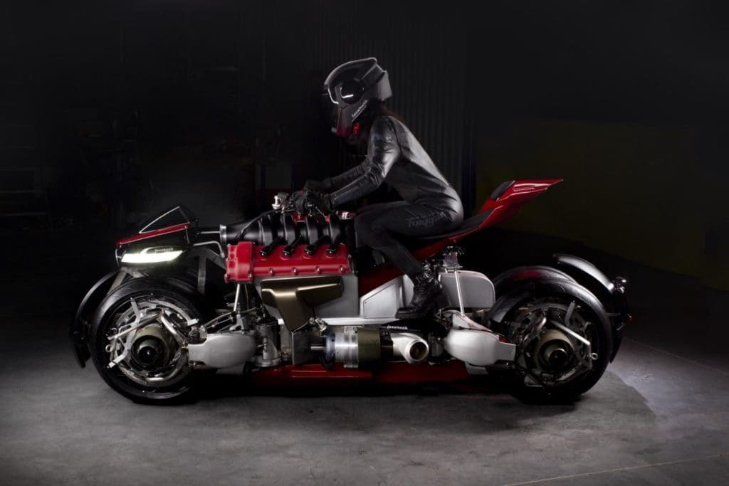 fliegendes Motorrad