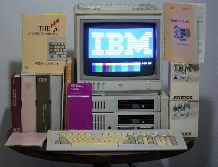 ordinateur vintage - ibm pc jr