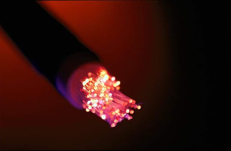 cable de fibra óptica getty