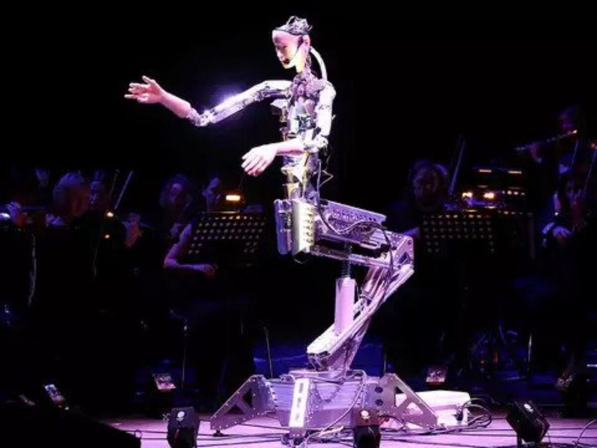 The conductor robot would have avoided the quarrel between Morgan