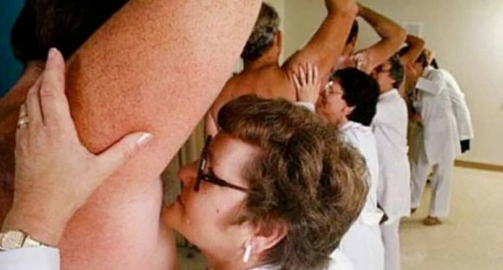 脇の下の悪臭体臭が脇の下の悪臭