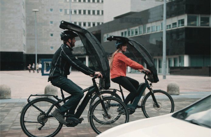 Crowdfunding : BikerTop, le premier top case parapluie pour rouler  toujours au sec à vélo ! - NeozOne