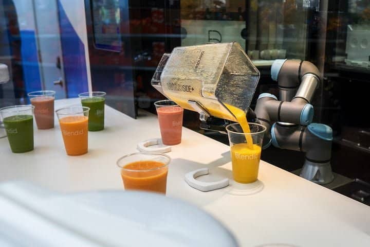 Blendid, robot che prepara frullati