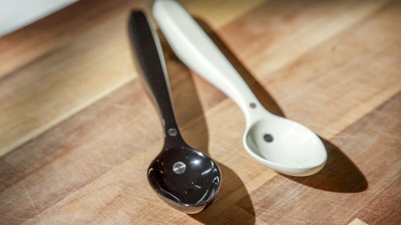 SpoonTEK, cucchiaio che stimola le papille gustative per migliorare i sapori