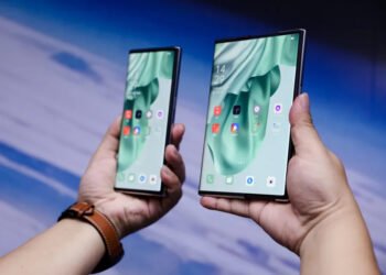 OPPO X 2021 smartphone rollable foldable