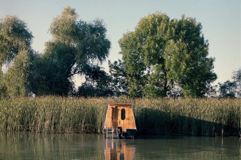 08 Tisza-SeeHausboot TamásBene Nachhaltiges Hausboot