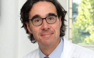  ワクチンはボランティア45人を対象にテストされるが、一般公開されるのは12カ月以上かかる。