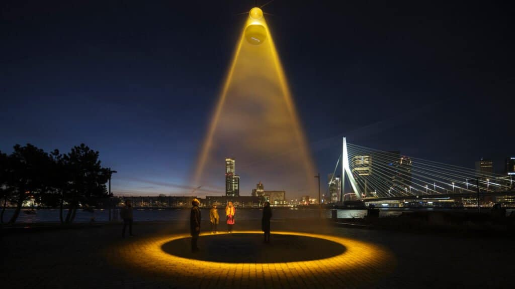 Urban Sun Daan Roosegaarde Dezeen 2364 Col 0