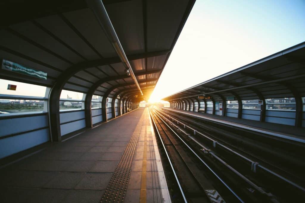 Viaggi in treno anziché viaggi aerei a corto raggio 