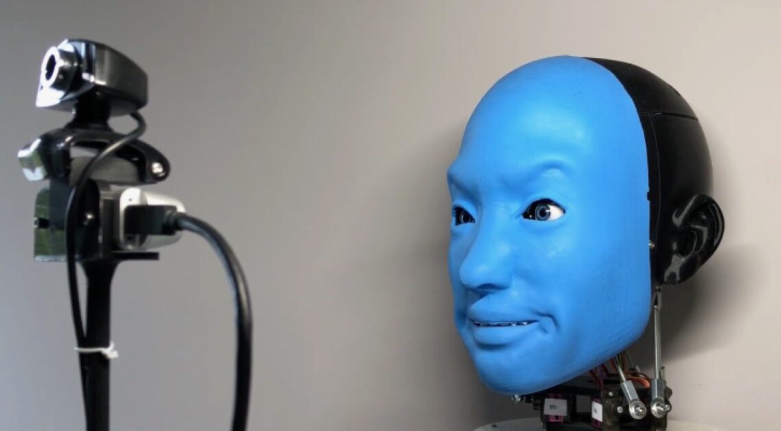 ニューラル ネットワークにより 1896 年の映画が 4K で記録されたかのように見える