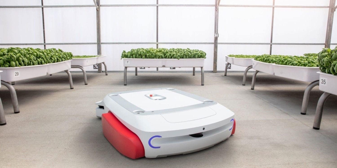 Grover, an autonomous agricultural robot for monitoring and harvesting indoor crops. Credits: Iron Ox