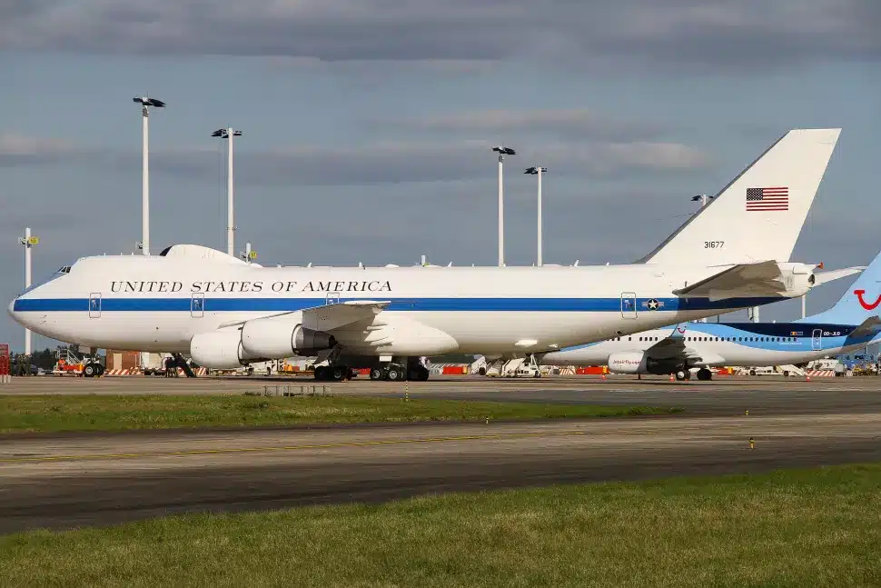 avión del fin del mundo en entrenamiento