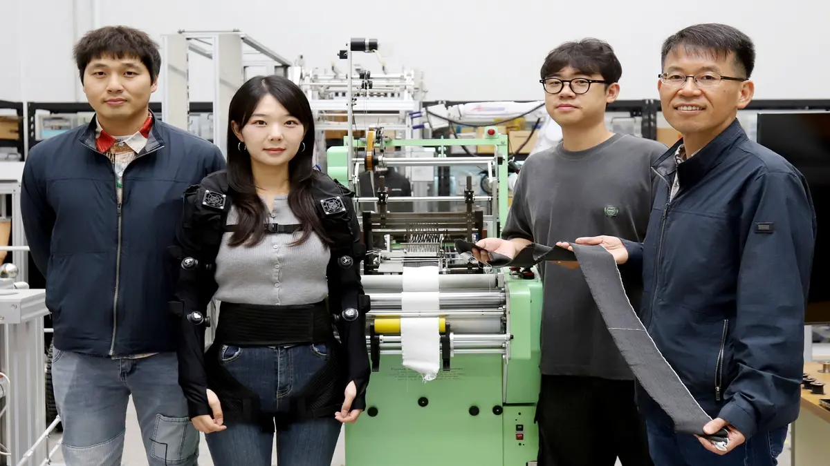 Robot indossabili e assistenza medica in laboratorio tecnologico