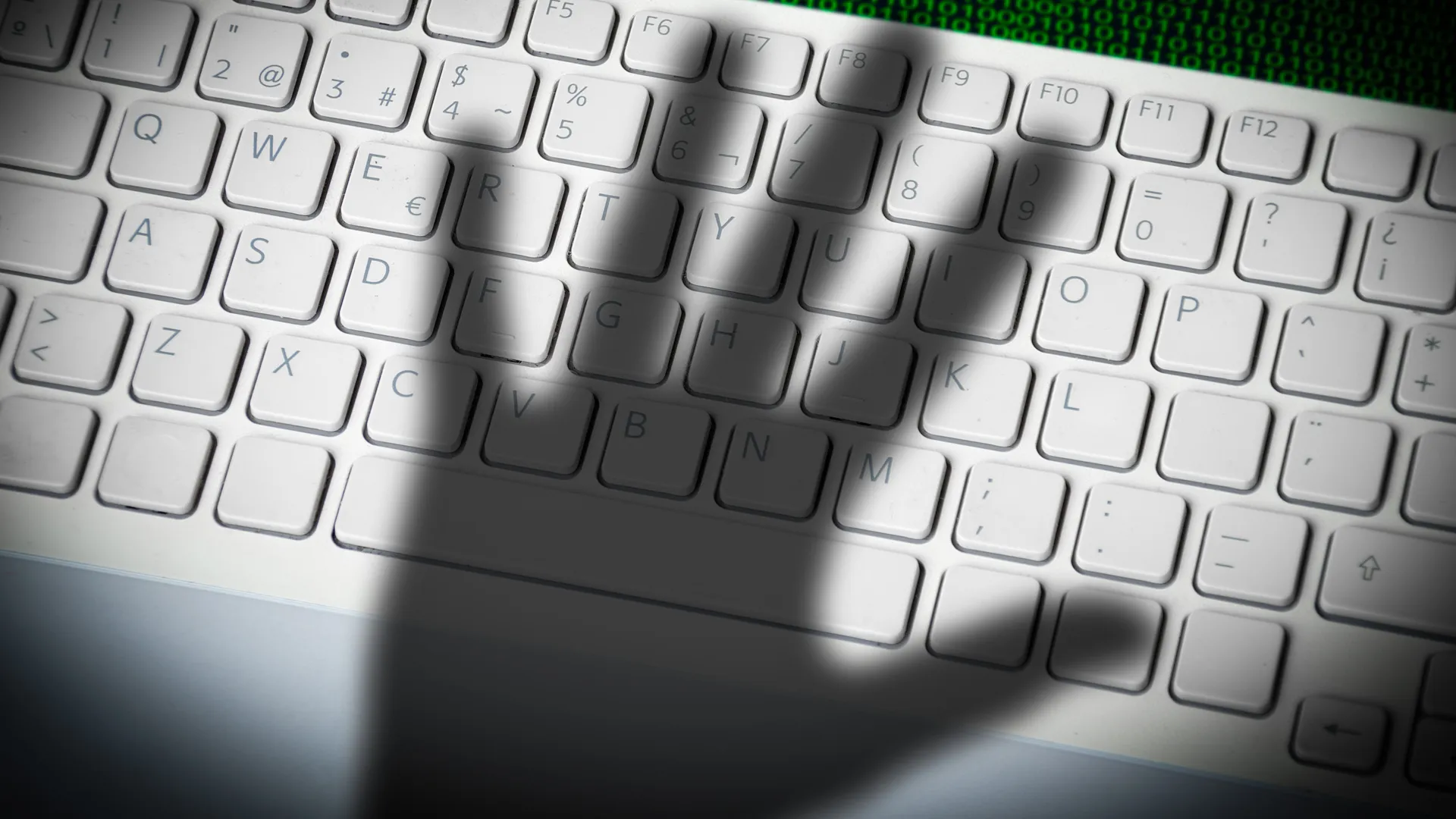 Smartphone Android truffe online malware SlopAds ghost click farm