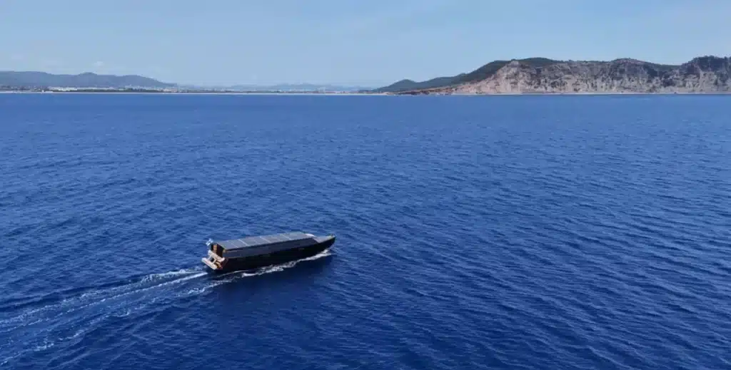 Yacht solare