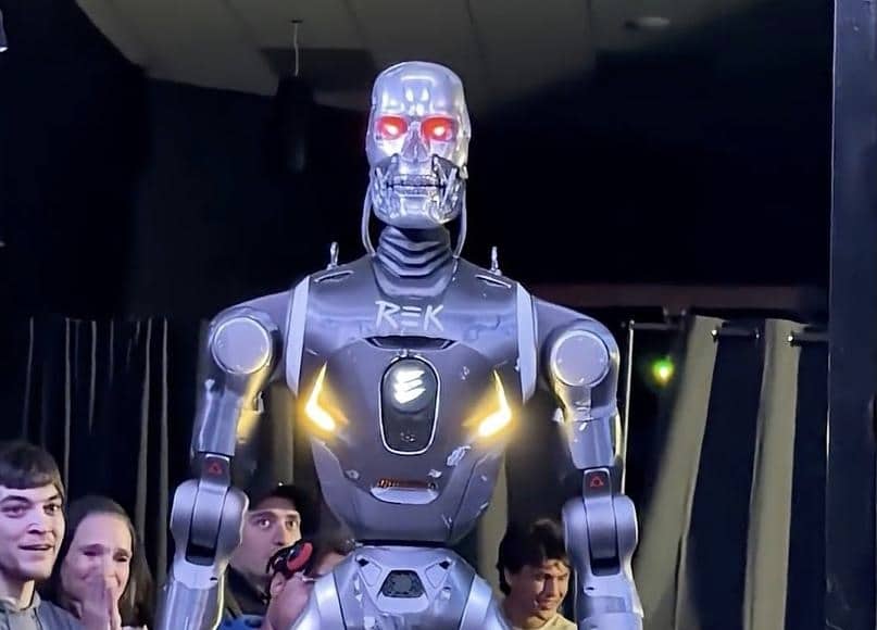 Match umano robot