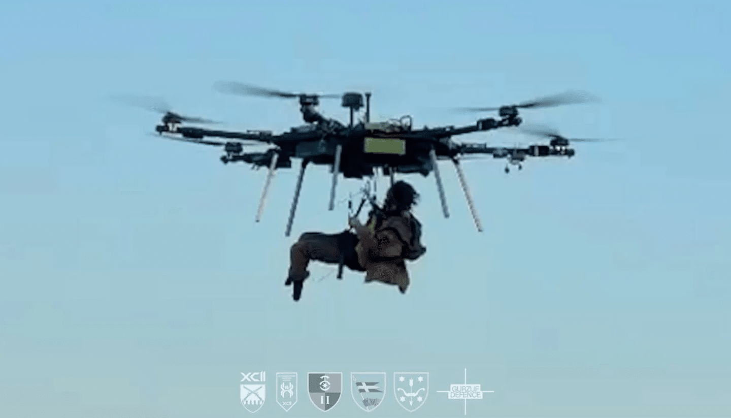 Un drone ucraino ha portato via un ferito: primo medevac volante