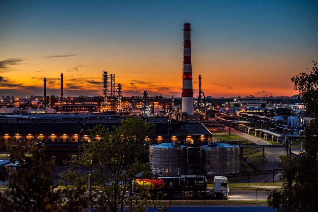 Metà del nostro diesel è USA, e gli USA comprano gasolio russo
