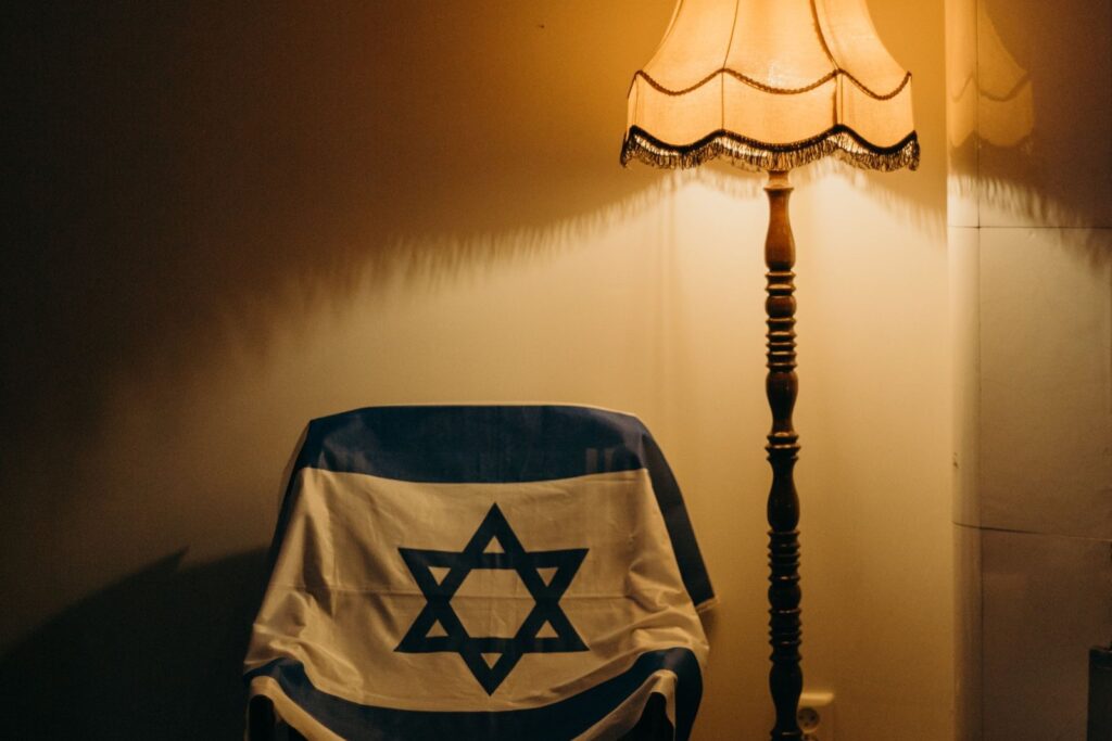 Soglia di sbarramento e 61 seggi: come nasce un governo in Israele