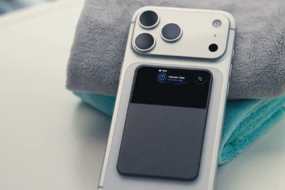 TonoCard, il segretario AI da 3 millimetri che schiva i seccatori telefonici per te